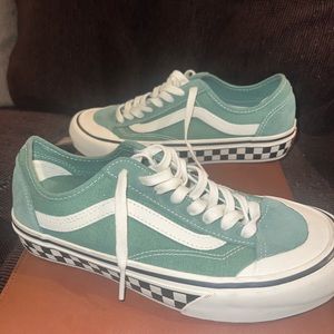 Vans Old Skool Green Checkered Skate Shoes Ultracush Women's Size 9